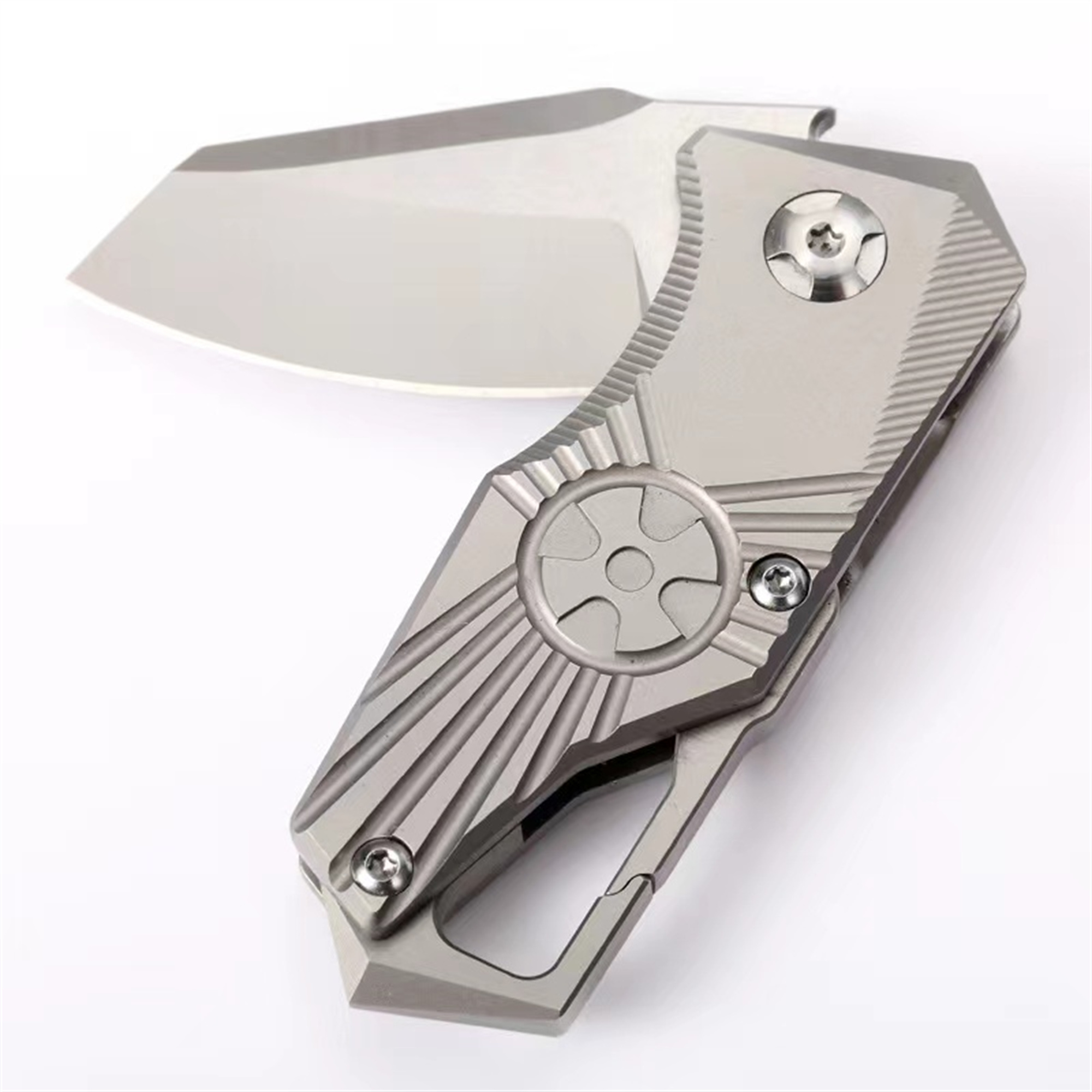 سكين صغير من سبائك التيتانيوم  - مراجعة Keychain Multi Tool وسعره