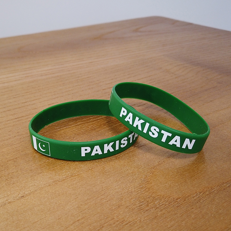باكستان العلم الوطني الأساور ل - مراجعة Men Accessories In Pakistan وسعره