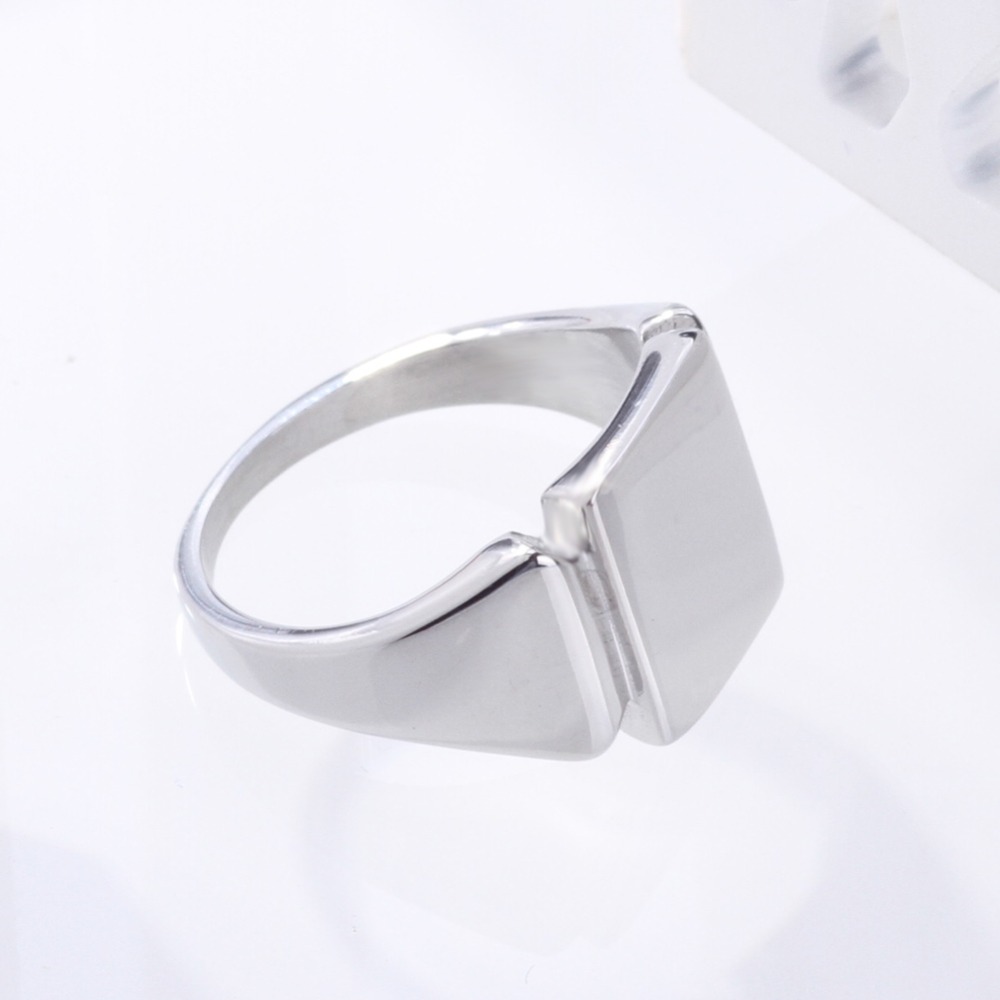 الروح الرجال التيتانيوم الصلب  - مراجعة Signet Ring Men وسعره